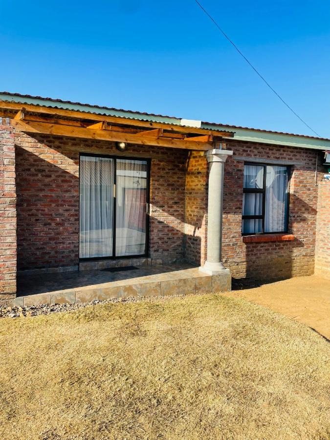 Moh Ville Guest House Maseru Exteriér fotografie